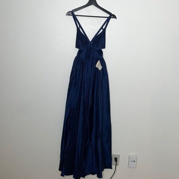 Fame and Partners Womens Size 2 Queen of Peace Navy Blue Dress - Picture 6 of 10